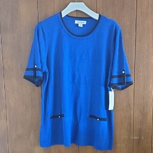 Liz Claiborne Blue Short Sleeve Tee